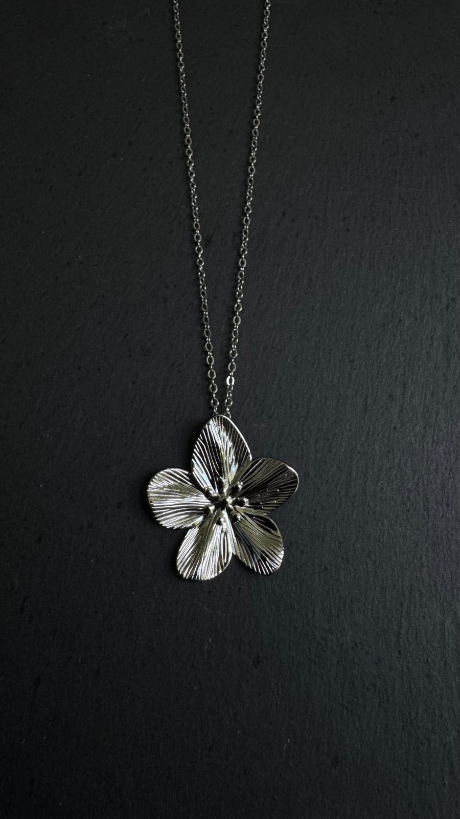 Flower Necklace