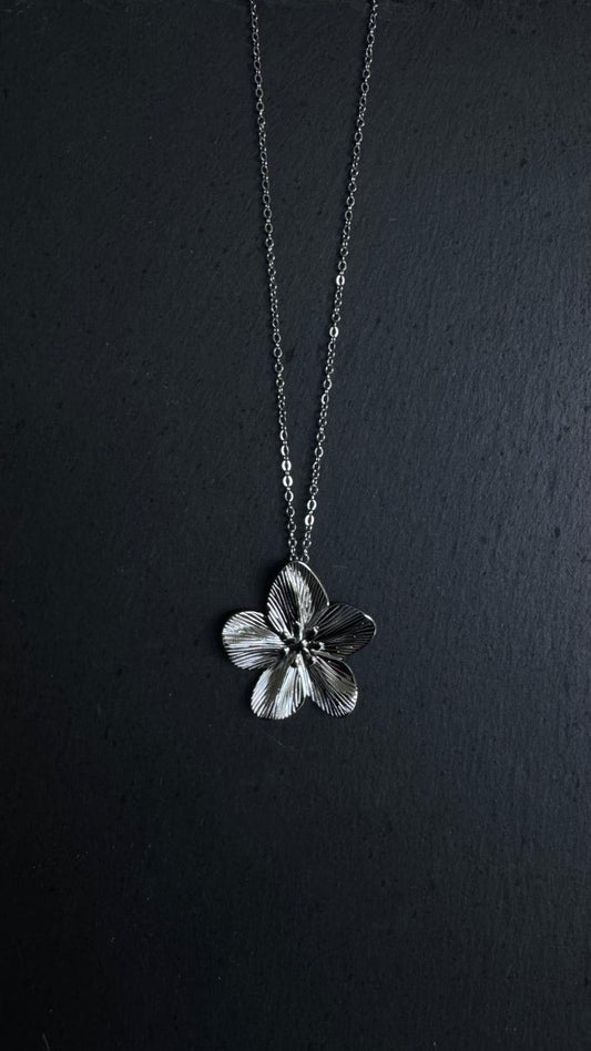 Flower Necklace