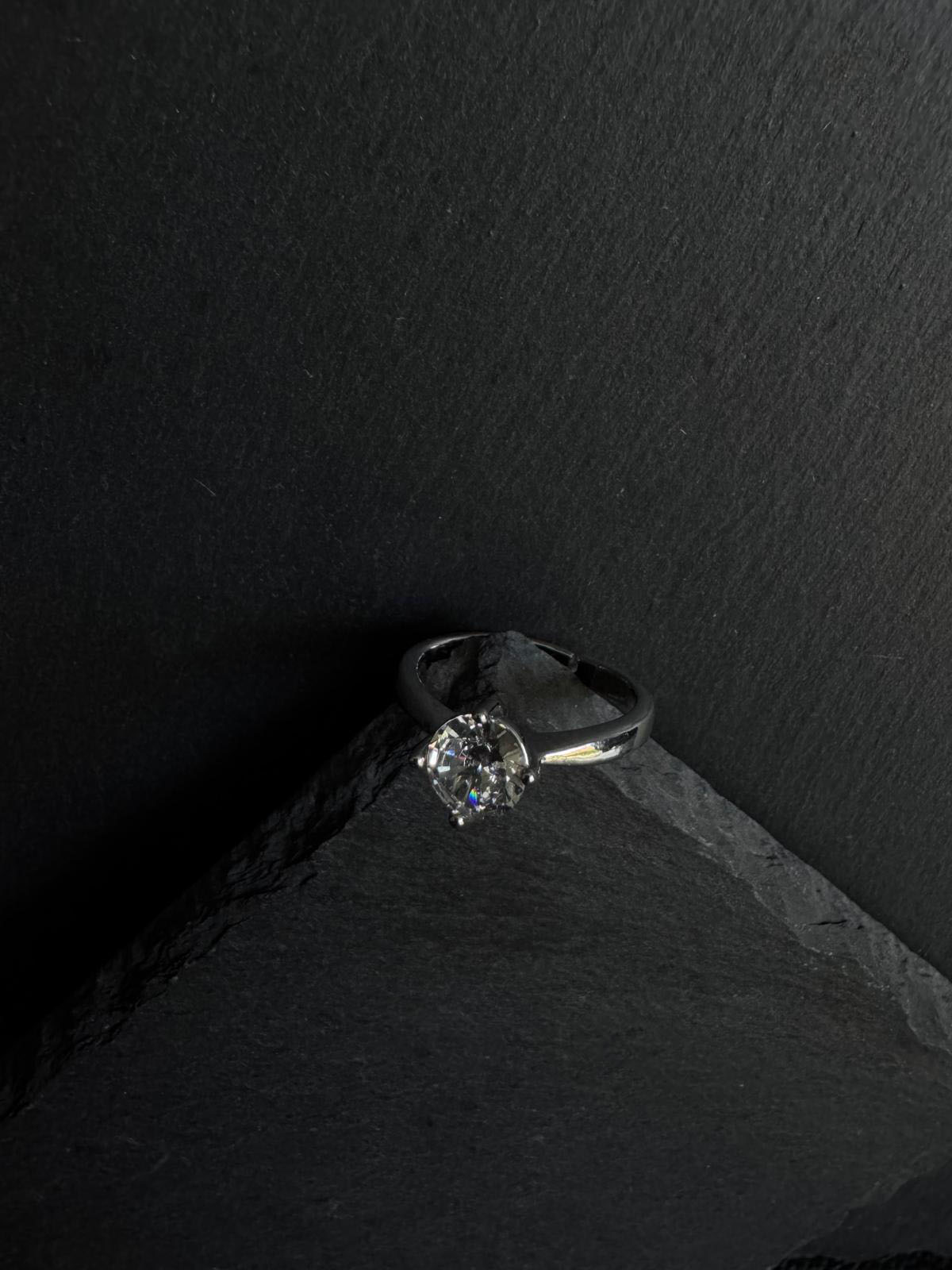 Zirconia Silver ring