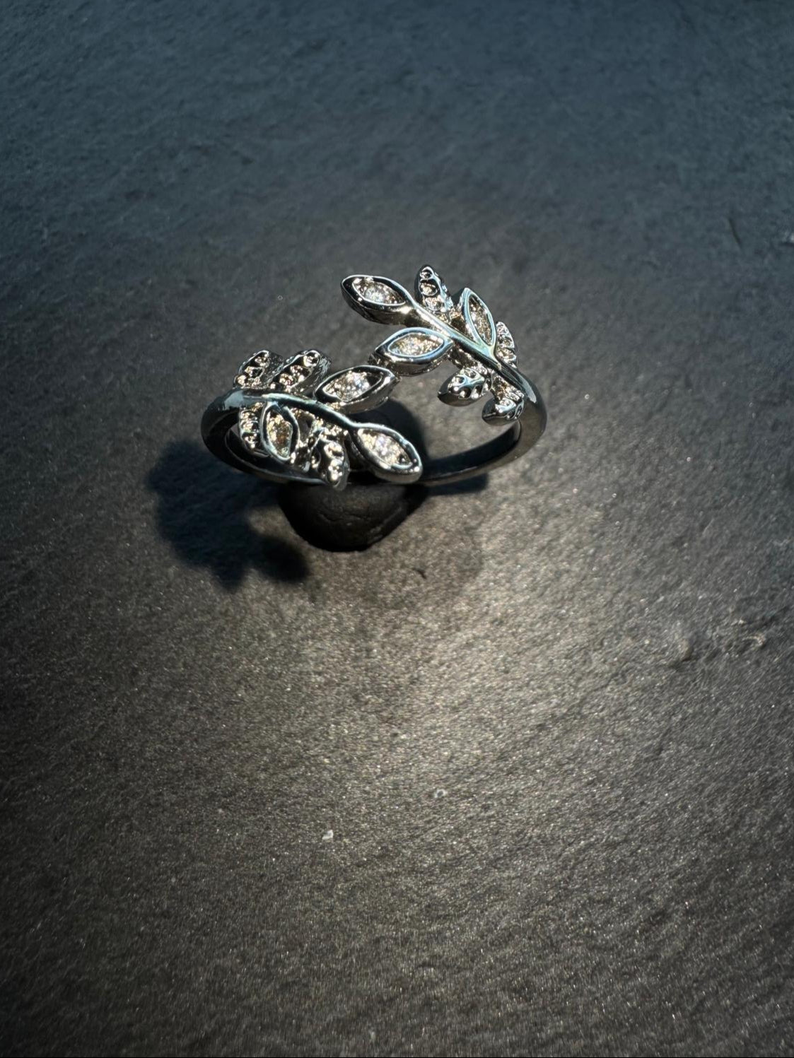 Silver Leaves Ring